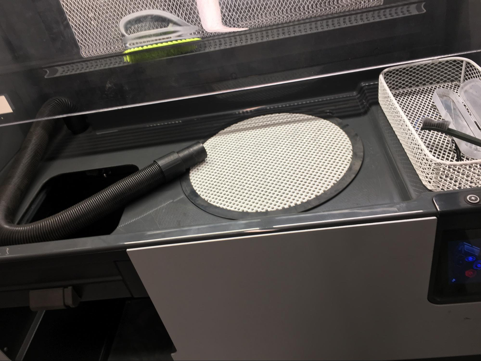 Cleaning all powder out of a Fuse Sift